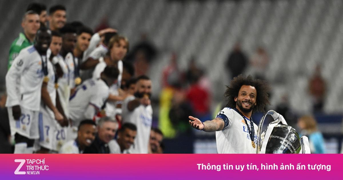 Khoảnh khắc các cầu thủ PSG vỡ òa cảm xúc ăn mừng bàn thắng quyết định vào lưới Lyon, mang về chiến thắng kịch tính tại Trophée des Champions 2023.