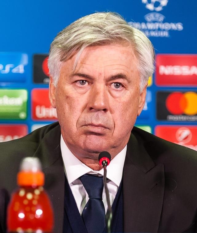 Sơ đồ chiến thuật minh họa cuộc đối đầu giữa PSG và Lyon trong trận chung kết Coupe de France đáng chú ý