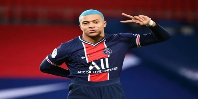 Trung tâm đào tạo Clairefontaine biểu tượng cho sự phát triển huấn luyện viên bóng đá Pháp tại Ligue 1 và hệ thống đào tạo chuyên nghiệp.