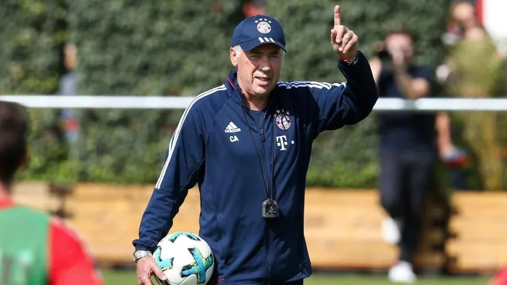 Trung tâm FC Bayern Campus hiện đại, nơi đào tạo tài năng trẻ cho sự phát triển bóng đá của Bayern Munich