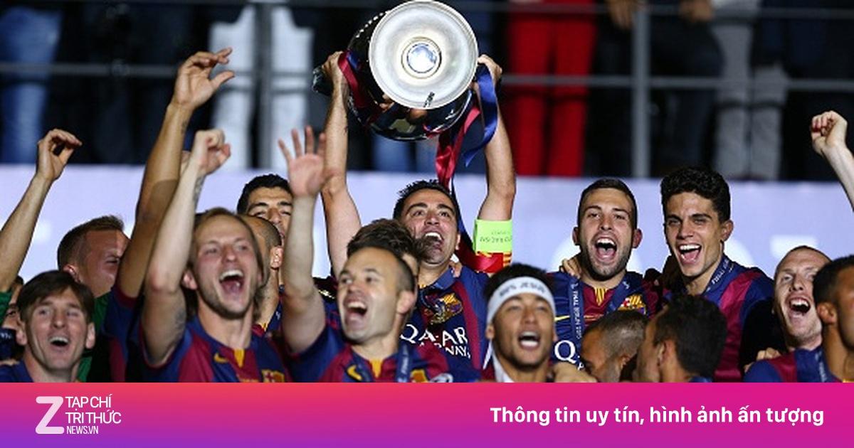 Luis Suárez trong ngày ra mắt chính thức tại sân Camp Nou của câu lạc bộ Barcelona vào năm 2014. 