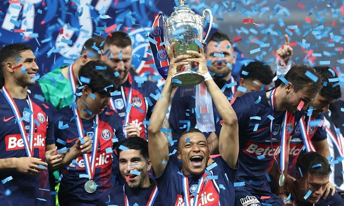 Lyon: Các chiến thuật để duy trì thành tích cao tại Ligue 1