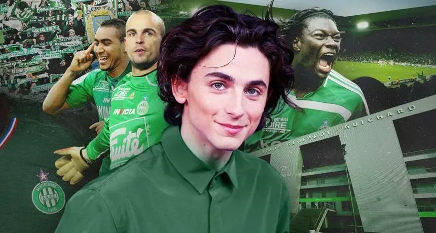 Khoảnh khắc các cầu thủ một đội bóng truyền thống giàu lịch sử của Ligue 1 ăn mừng bàn thắng cuồng nhiệt thể hiện tinh thần đồng đội.