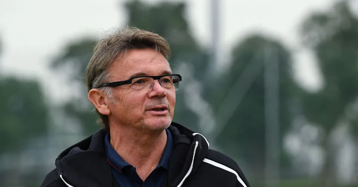 Đội hình Olympique de Marseille tập luyện chiến thuật, thể hiện quyết tâm cao độ cho mục tiêu giành danh hiệu quốc nội mùa giải tới