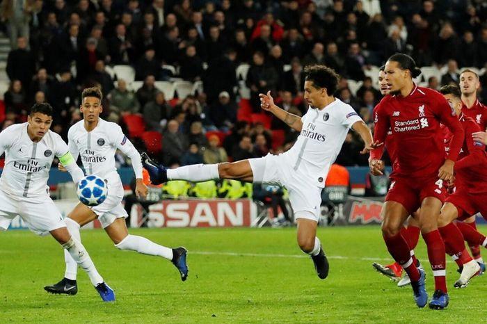 Hình ảnh một trận đấu căng thẳng của Marseille tại Ligue 1, phản ánh thách thức duy trì phong độ cao trước các đối thủ mạnh.