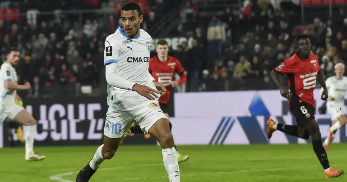 Trận Đấu Huyền Thoại Lyon 5-1 PSG: Một Đêm Ligue 1 Không Thể Nào Quên