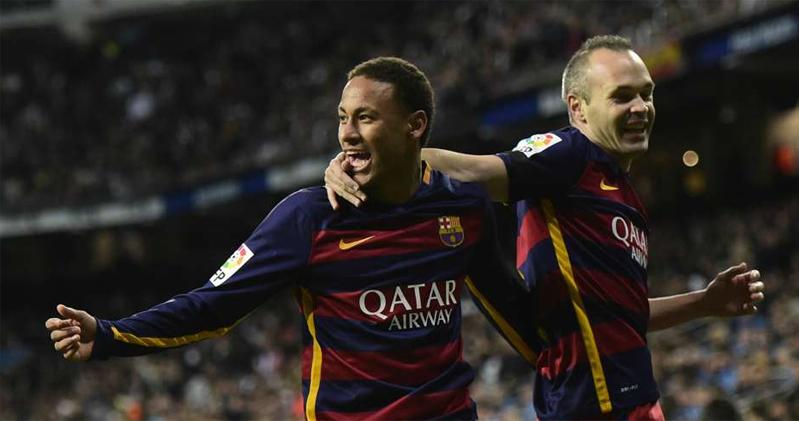 Luis Suárez thi đấu máu lửa cho Barcelona trong những mùa giải cuối cùng trước khi rời Camp Nou năm 2020. 