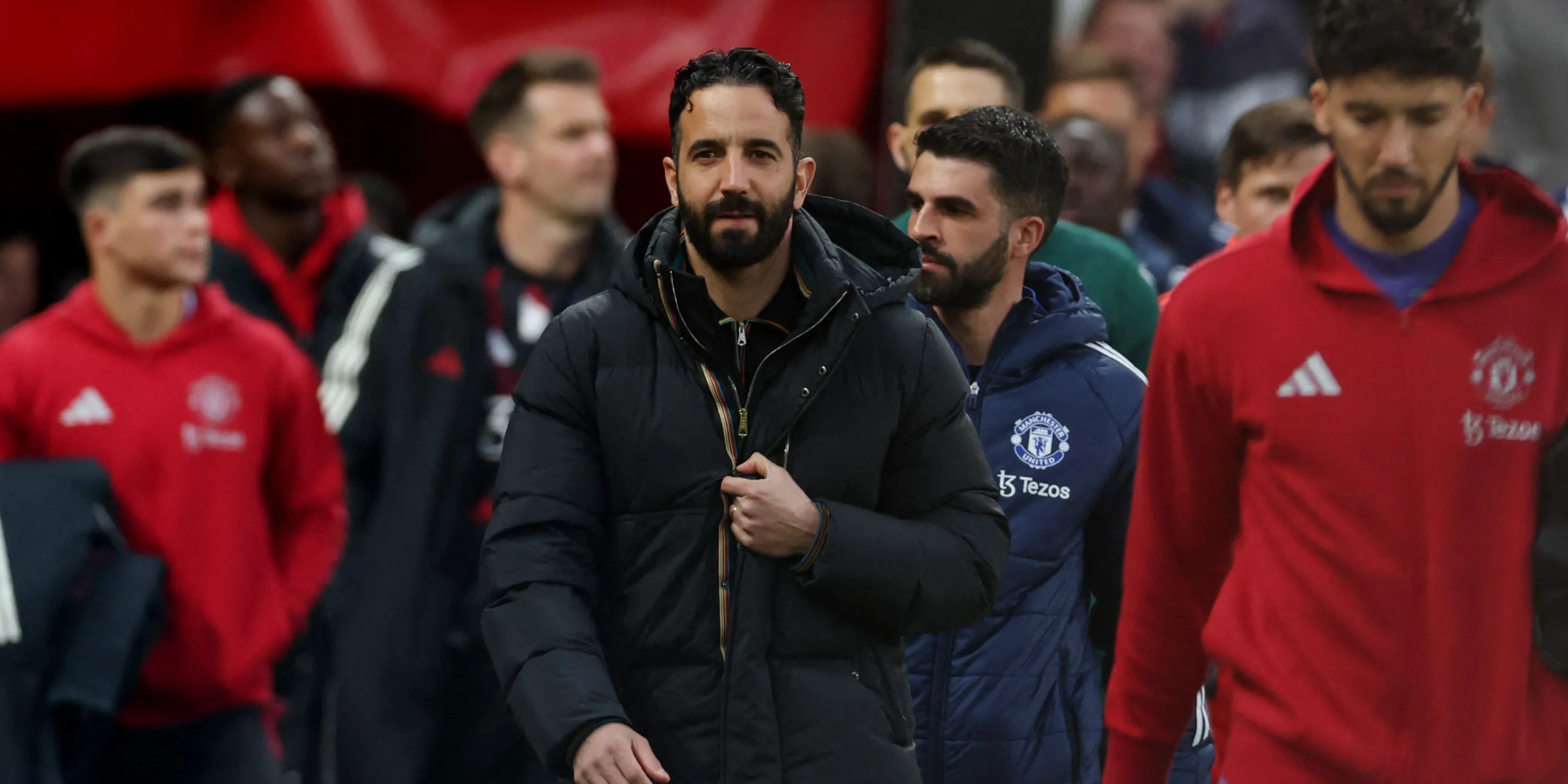 Cầu thủ Manchester United và Tottenham Hotspur trước trận chung kết Europa League