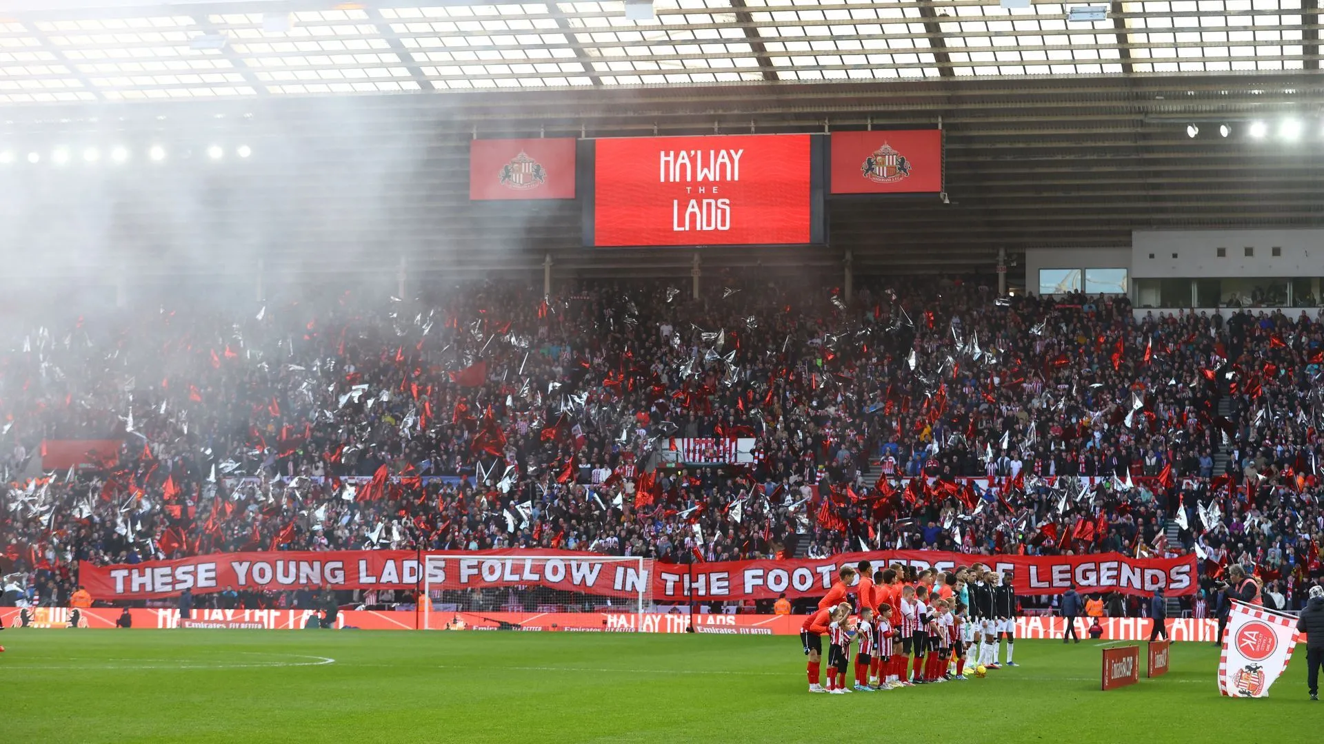 Cổ động viên Sunderland cuồng nhiệt sẵn sàng đến Wembley