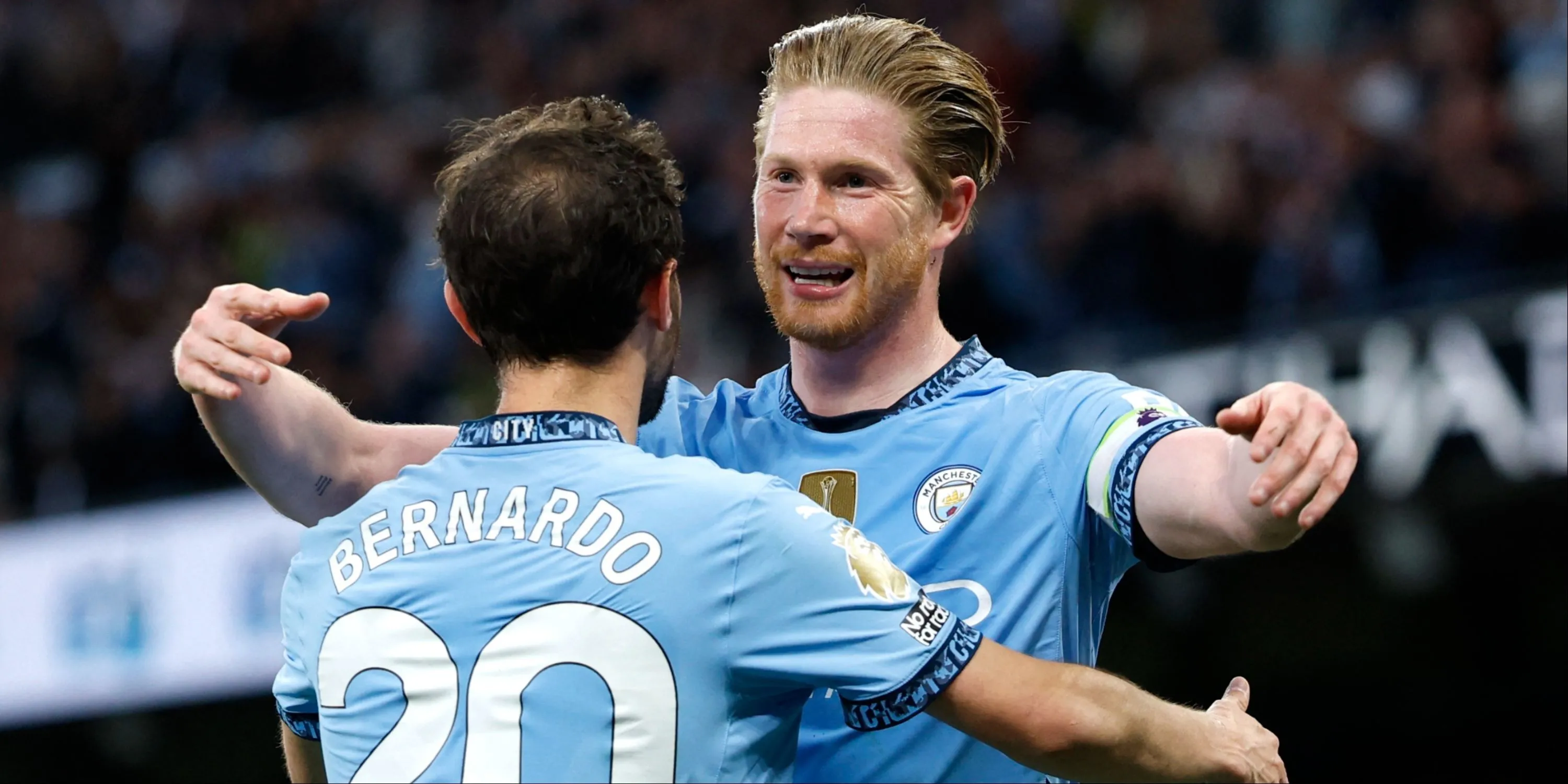 Kevin De Bruyne và Bernardo Silva ăn mừng cuồng nhiệt cùng Manchester City