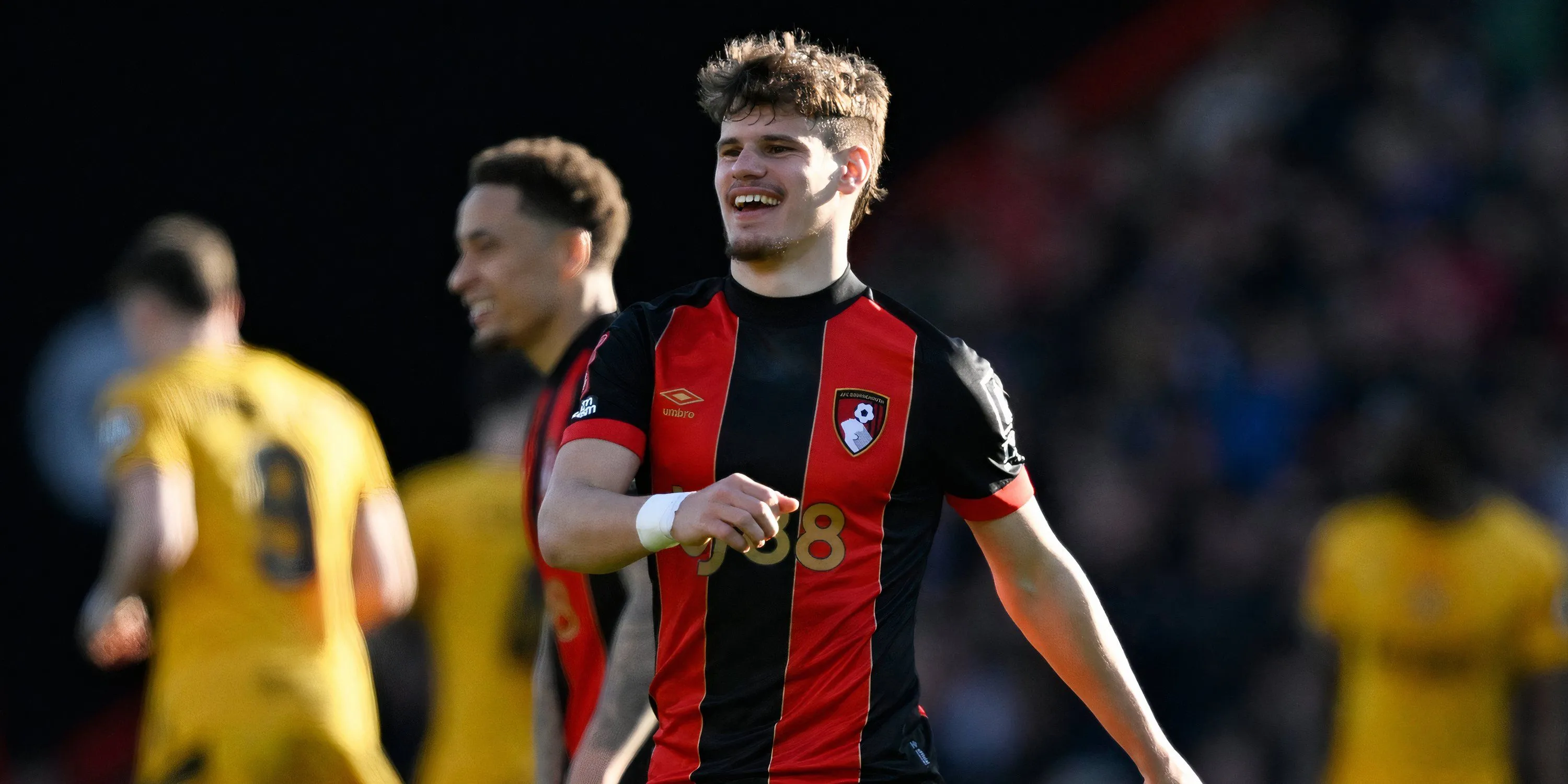 Milos Kerkez trong màu áo Bournemouth