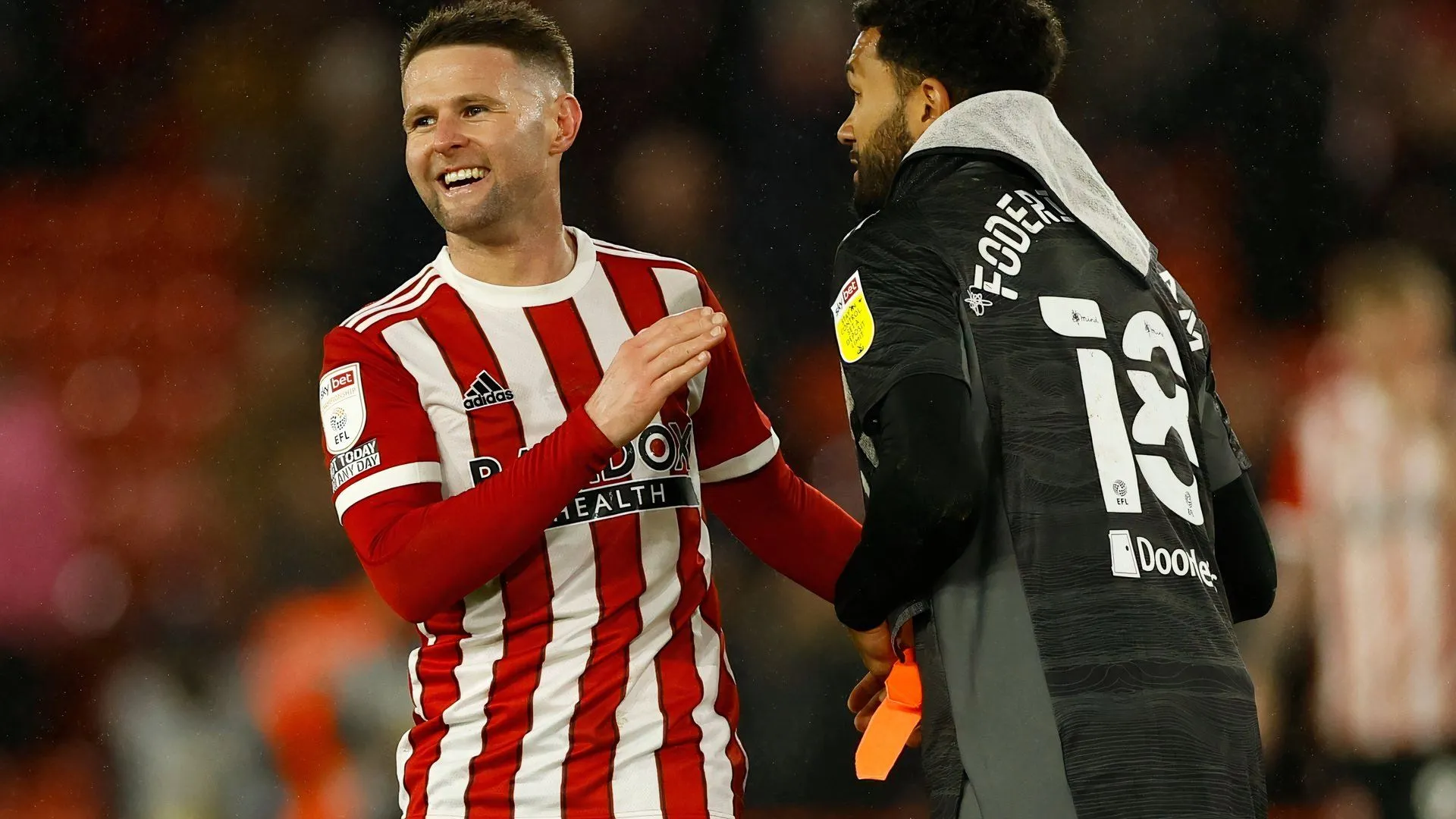 Niềm vui thăng hạng Premier League của Oliver Norwood cùng Sheffield United