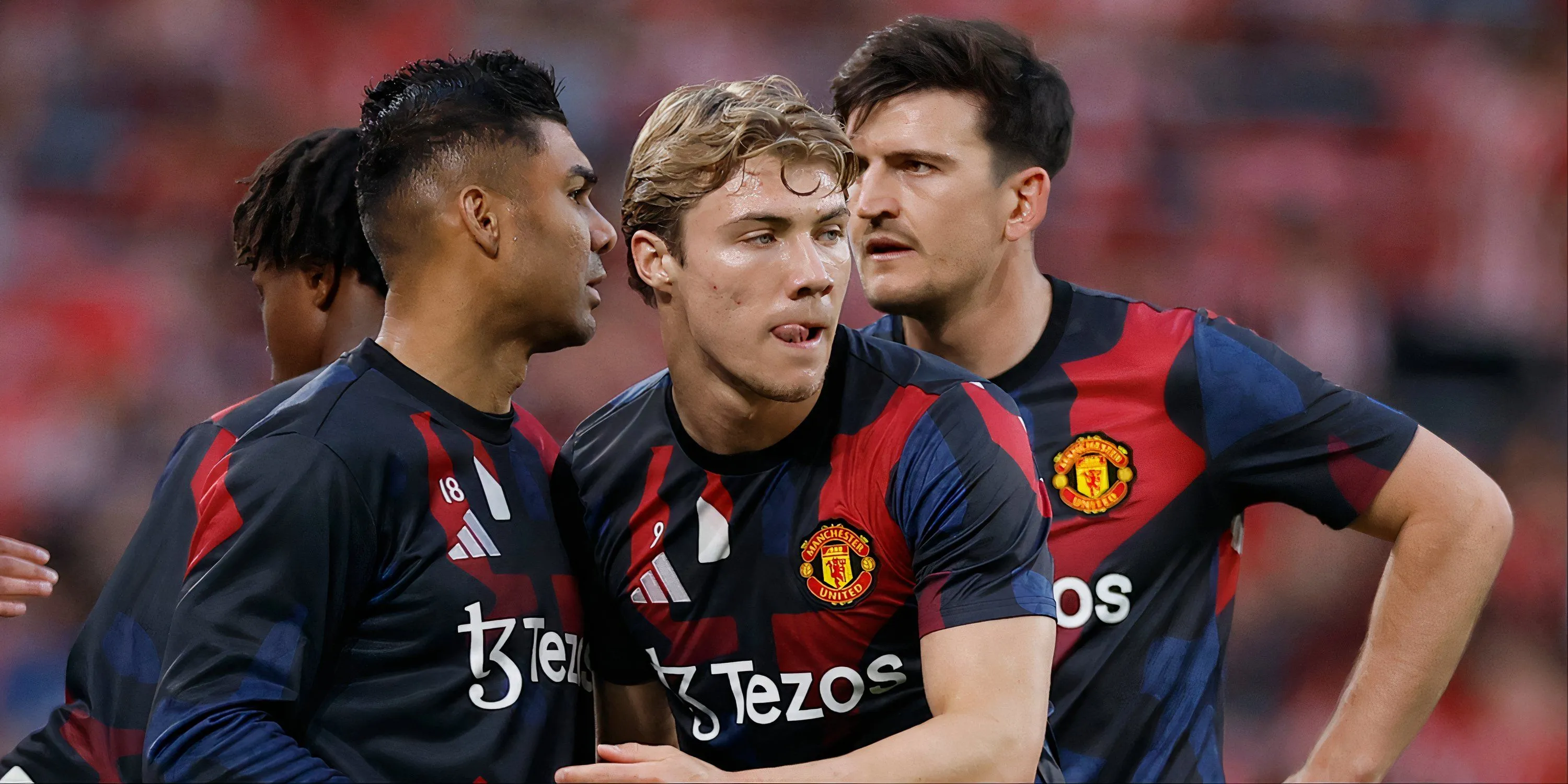 Rasmus Hojlund trông thất vọng trong màu áo Man Utd tại Premier League