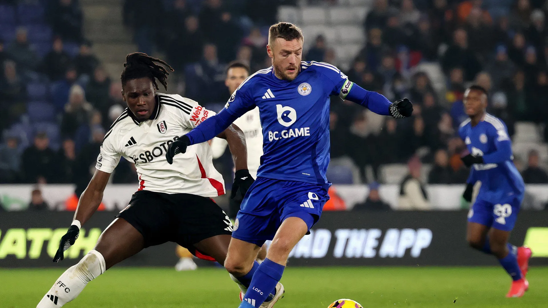 Tiền đạo Jamie Vardy ăn mừng bàn thắng cho Leicester City, khẳng định đẳng cấp tại Premier League