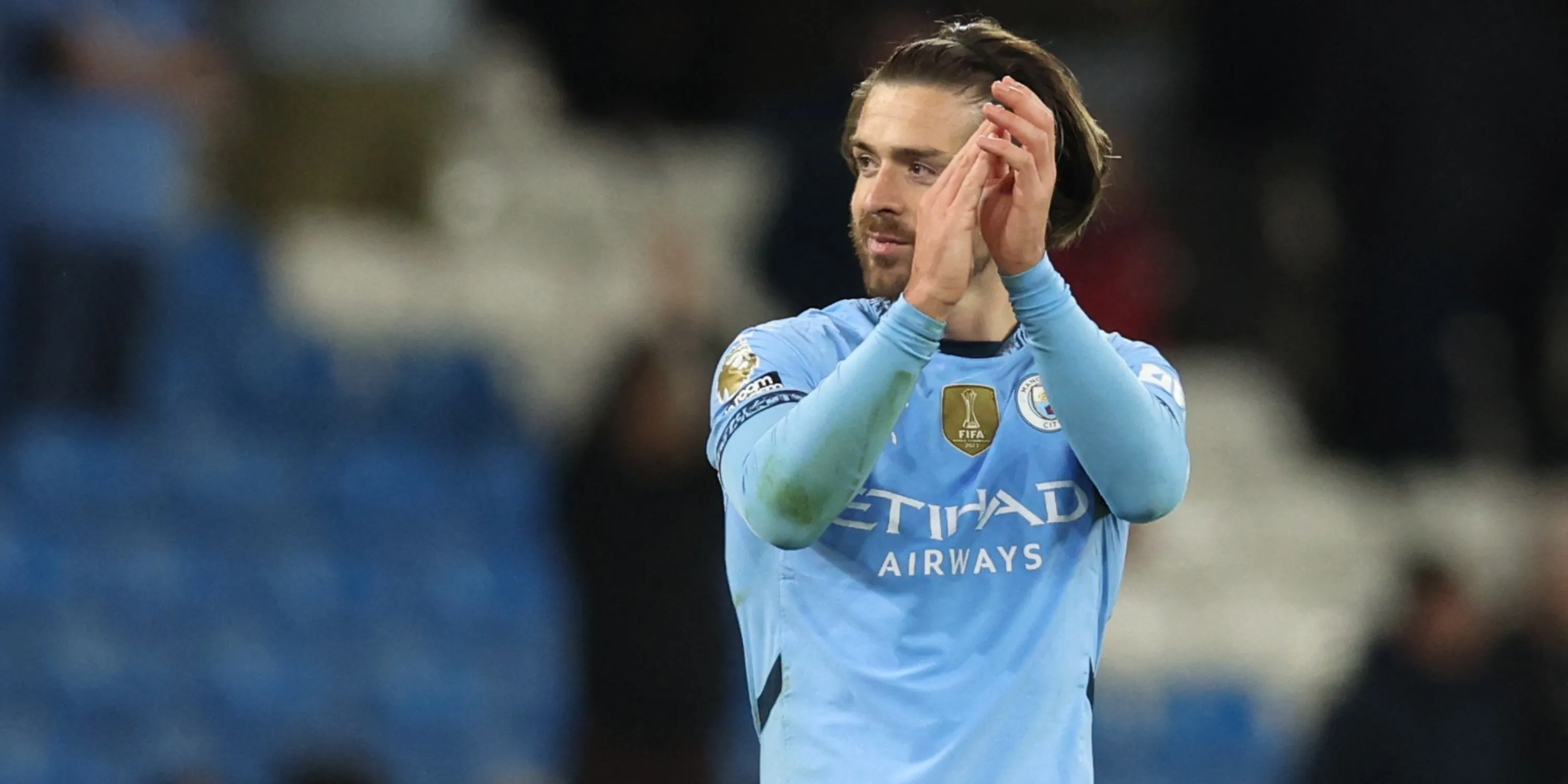 Cảnh Jack Grealish trong màu áo Manchester City