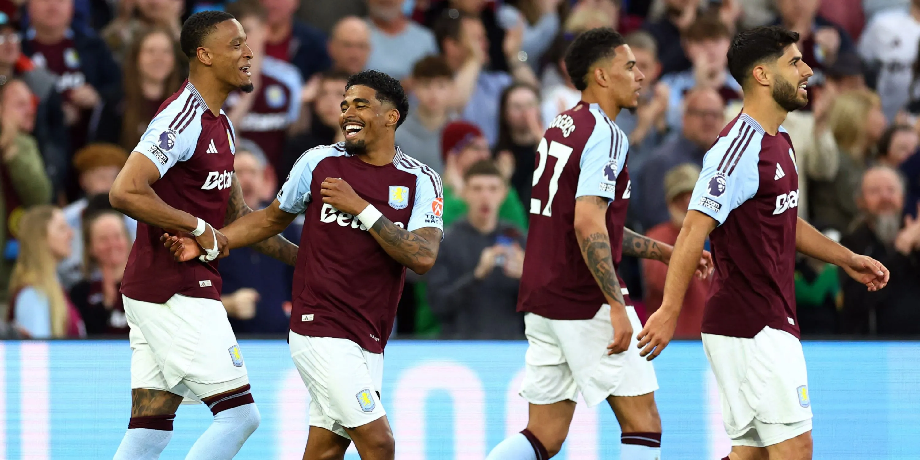Cầu thủ chạy cánh Marco Asensio của Aston Villa trong thời gian cho mượn