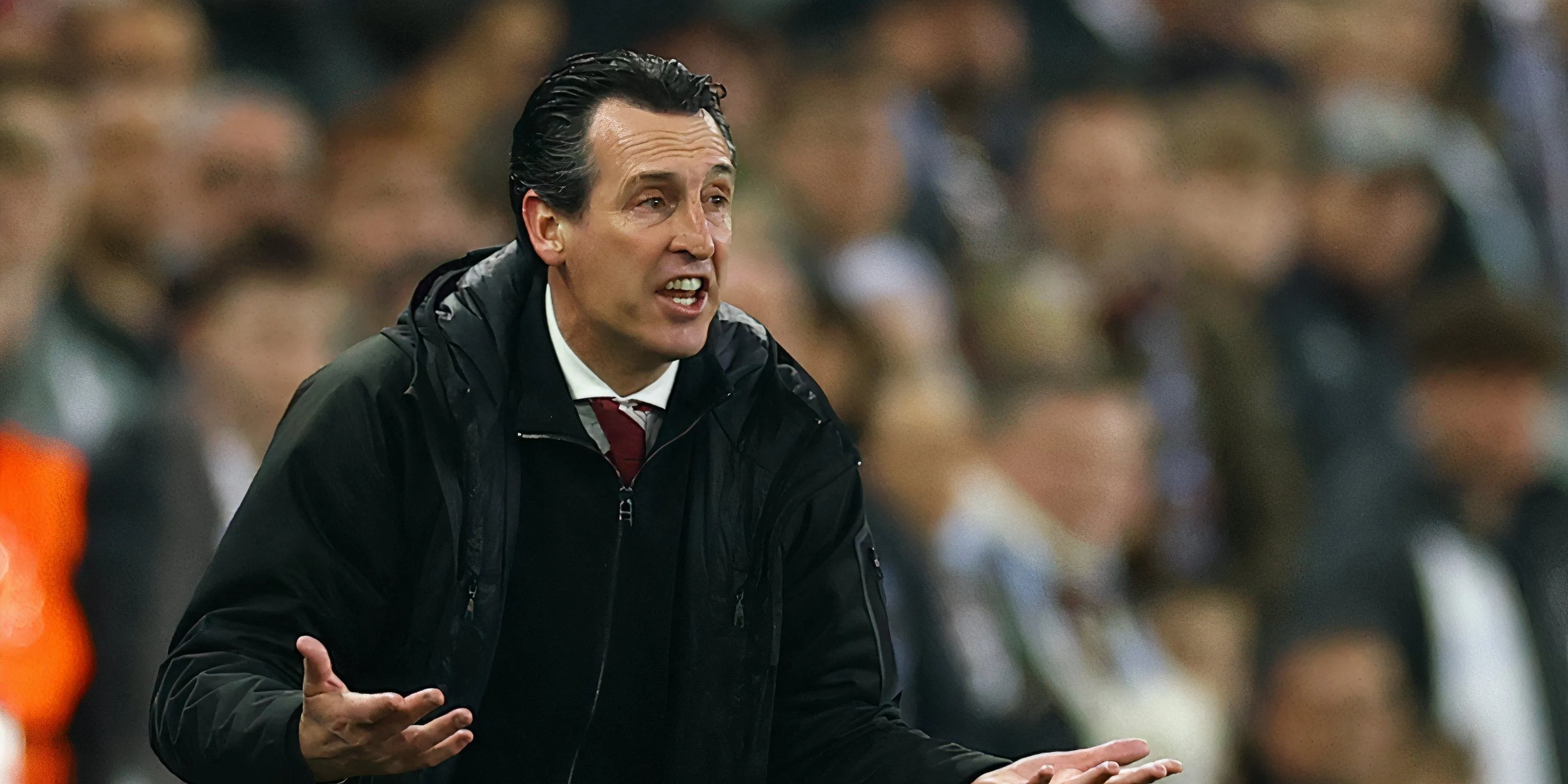 HLV Unai Emery của Aston Villa mong muốn bổ sung tiền đạo chất lượng