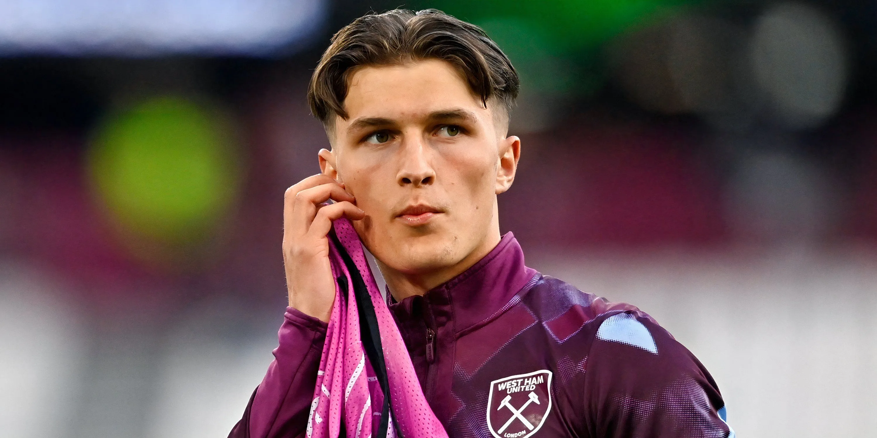 Freddie Potts thi đấu cho West Ham U21 / Portsmouth