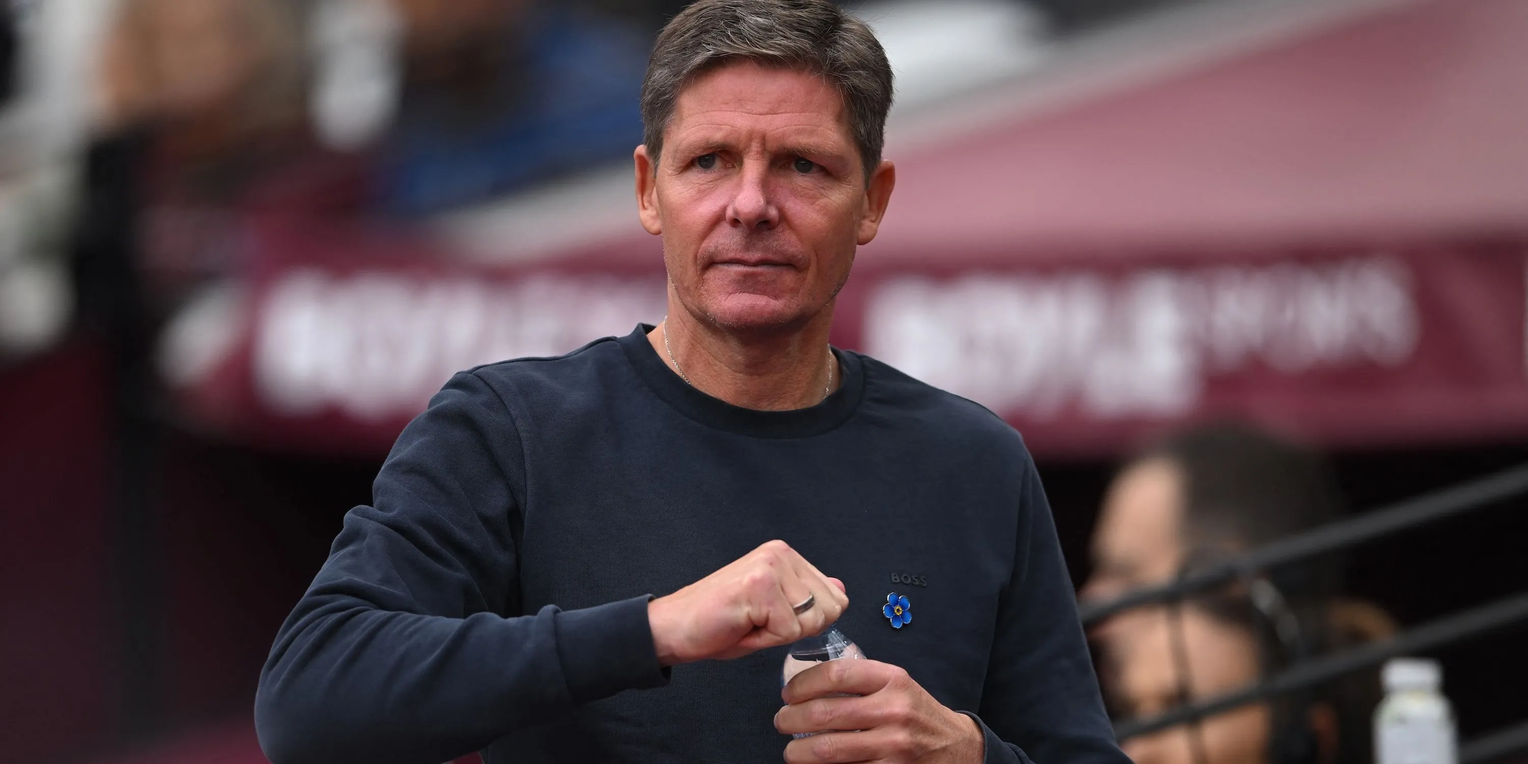 Oliver Glasner dẫn dắt Crystal Palace trước trận đấu